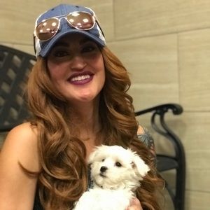 Meet your Posher, Kari